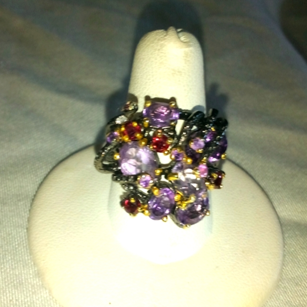 Lovely natural amethyst custom made cocktail ring size 7.5🤗